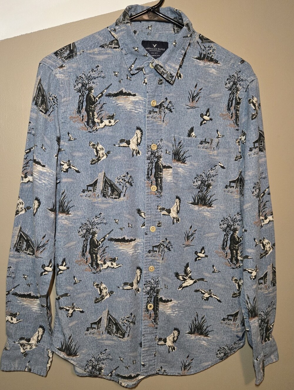American Eagle Men's Hunting Denim Style Button Up Shirt Duck Cotton Size Small